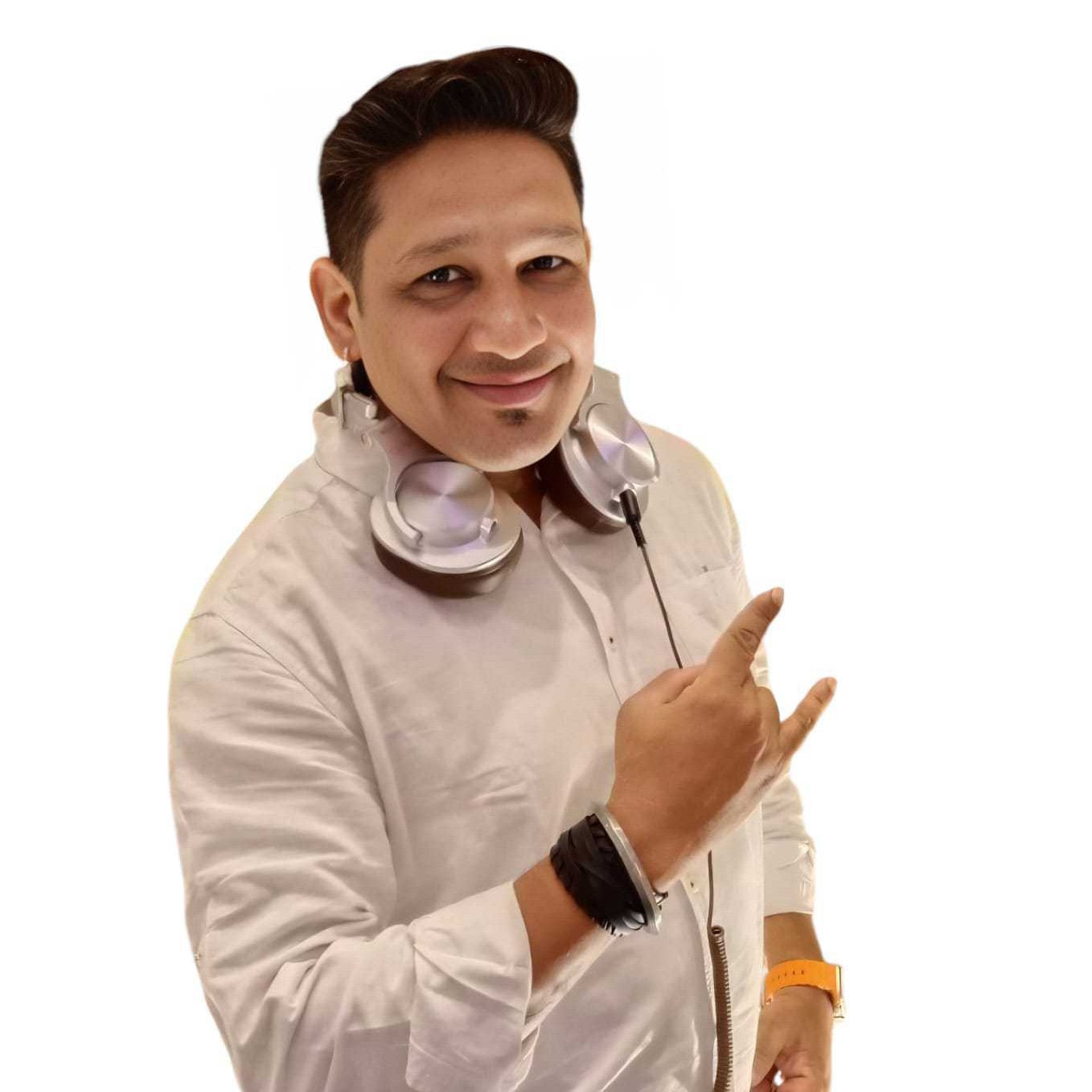 Dj V