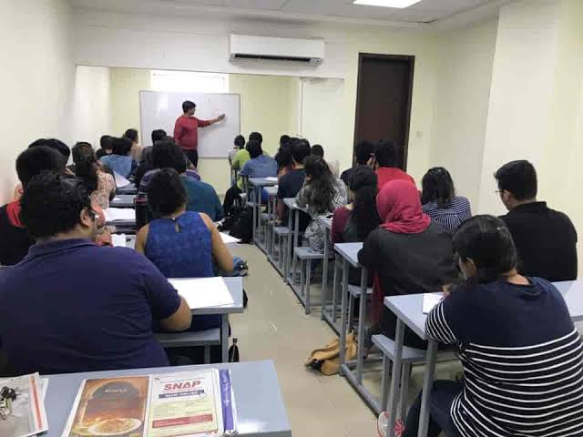 Aurom Educator Institute of Education and Vocational training Centre NOIDA