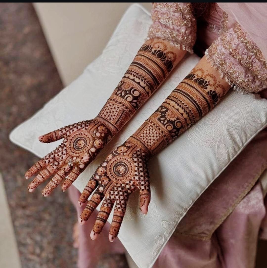Krishna's Mehandi Arts