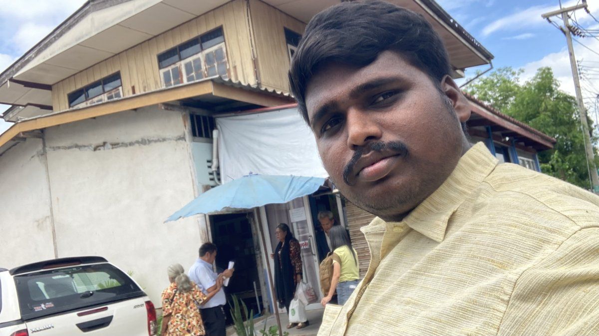 Polepalli Living Ston
