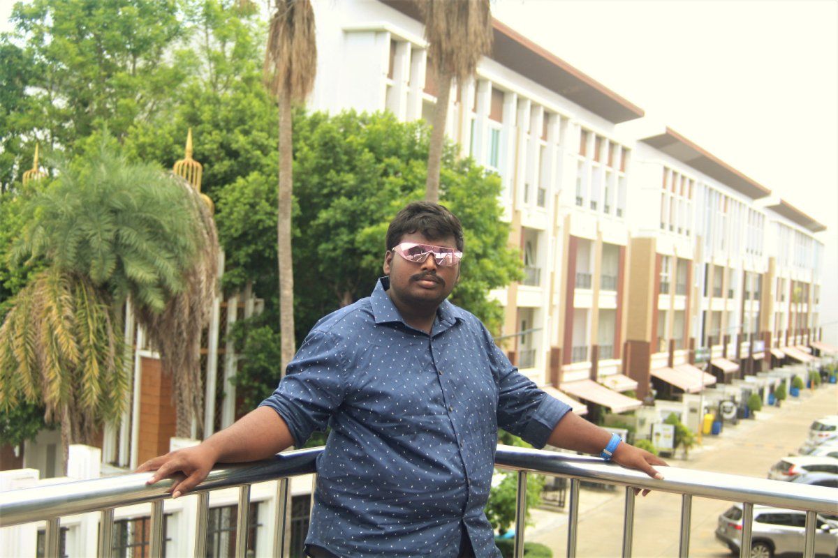 Polepalli Living Ston