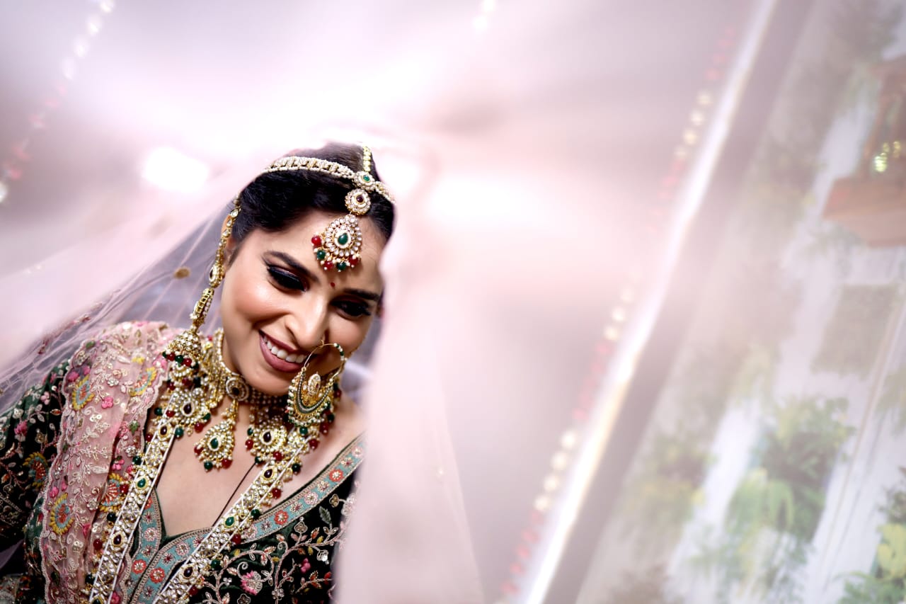 glow valley professional saloon