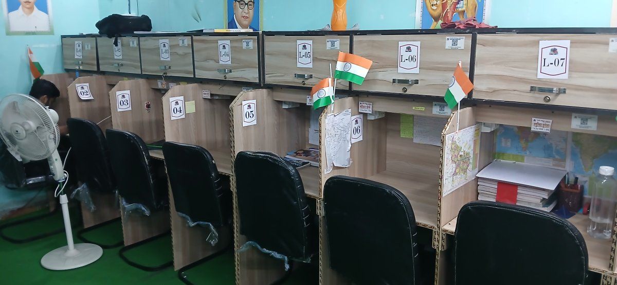 Vision World Library Parichha