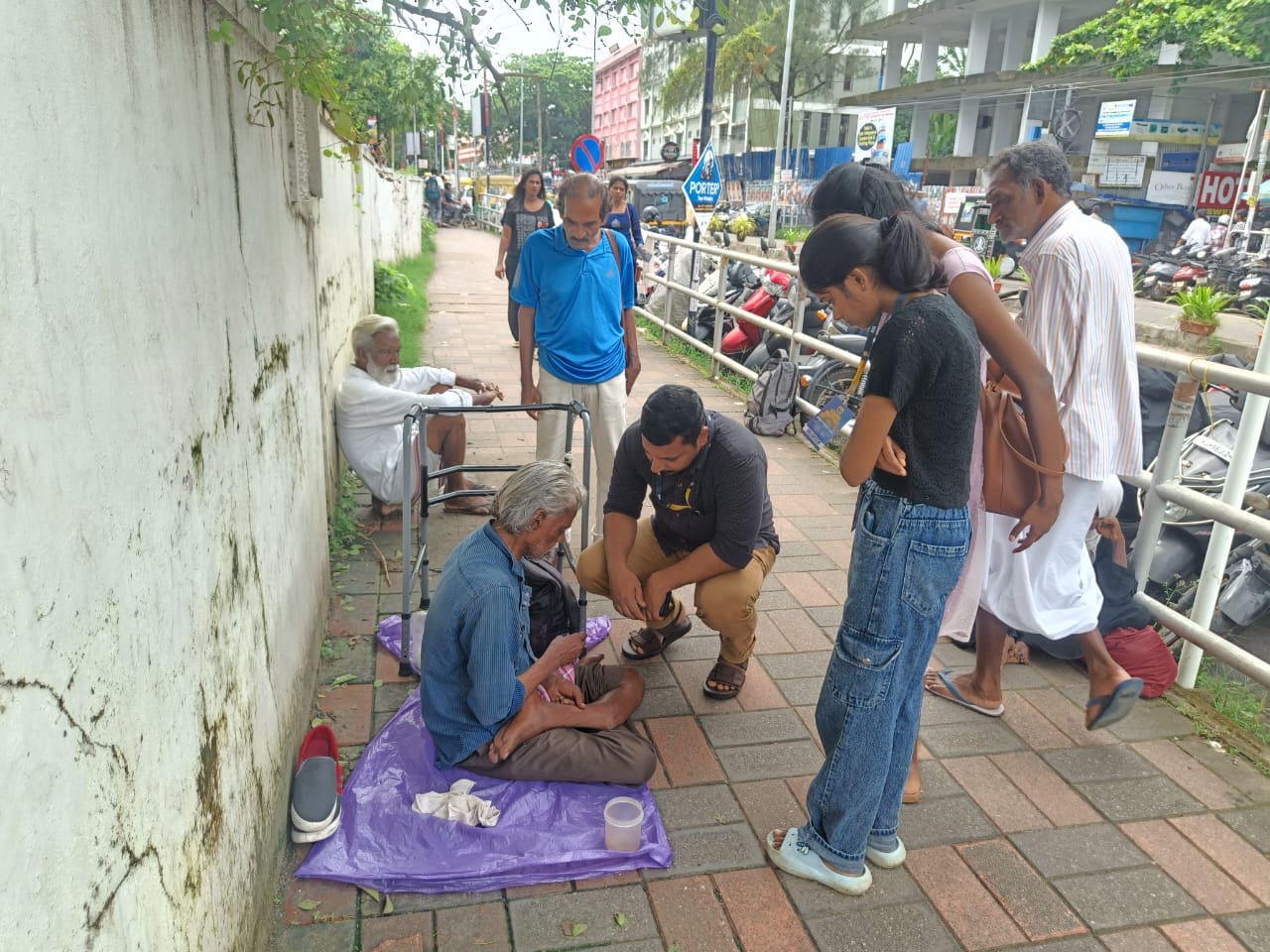 Aashraya Educational And Charitable Trust