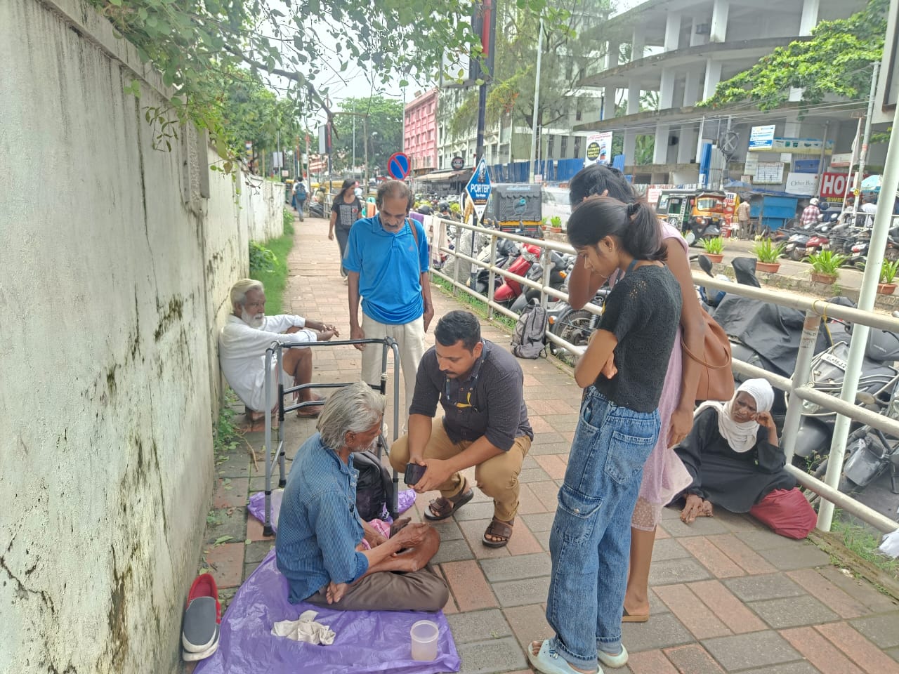 Aashraya Educational And Charitable Trust