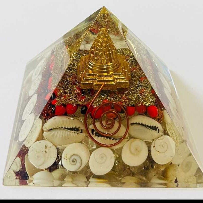 Shree Yantra Piryamid - Image 1