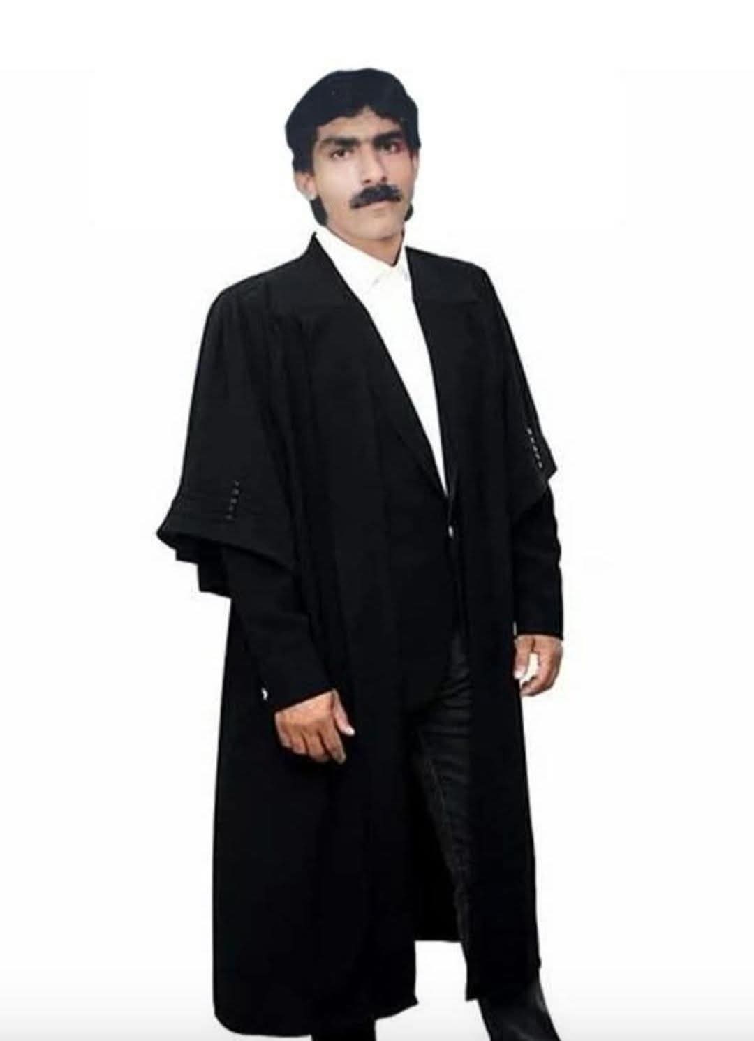 438153.jpg