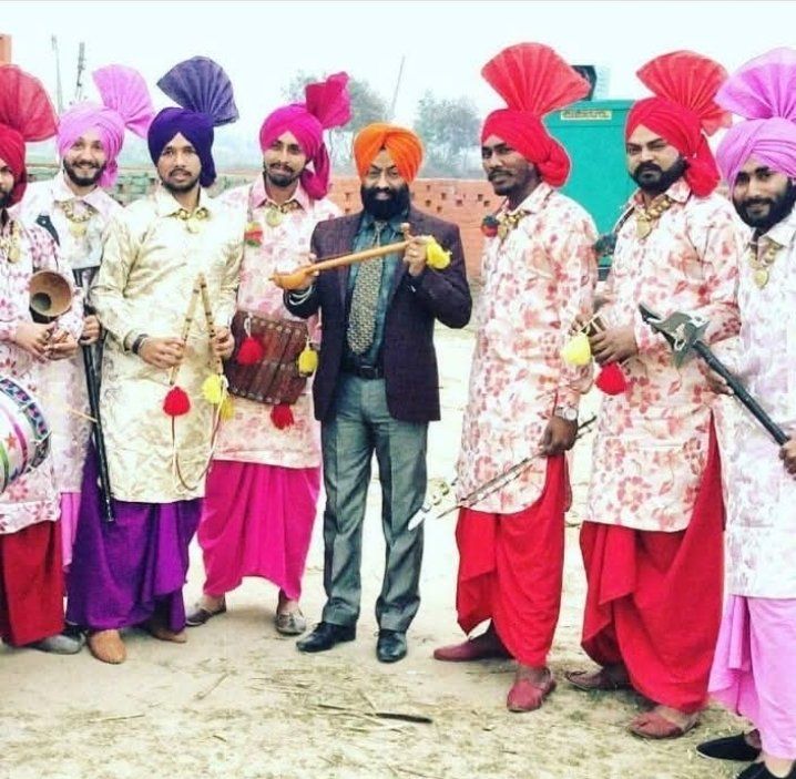 Bhattii Bhariwala✍️