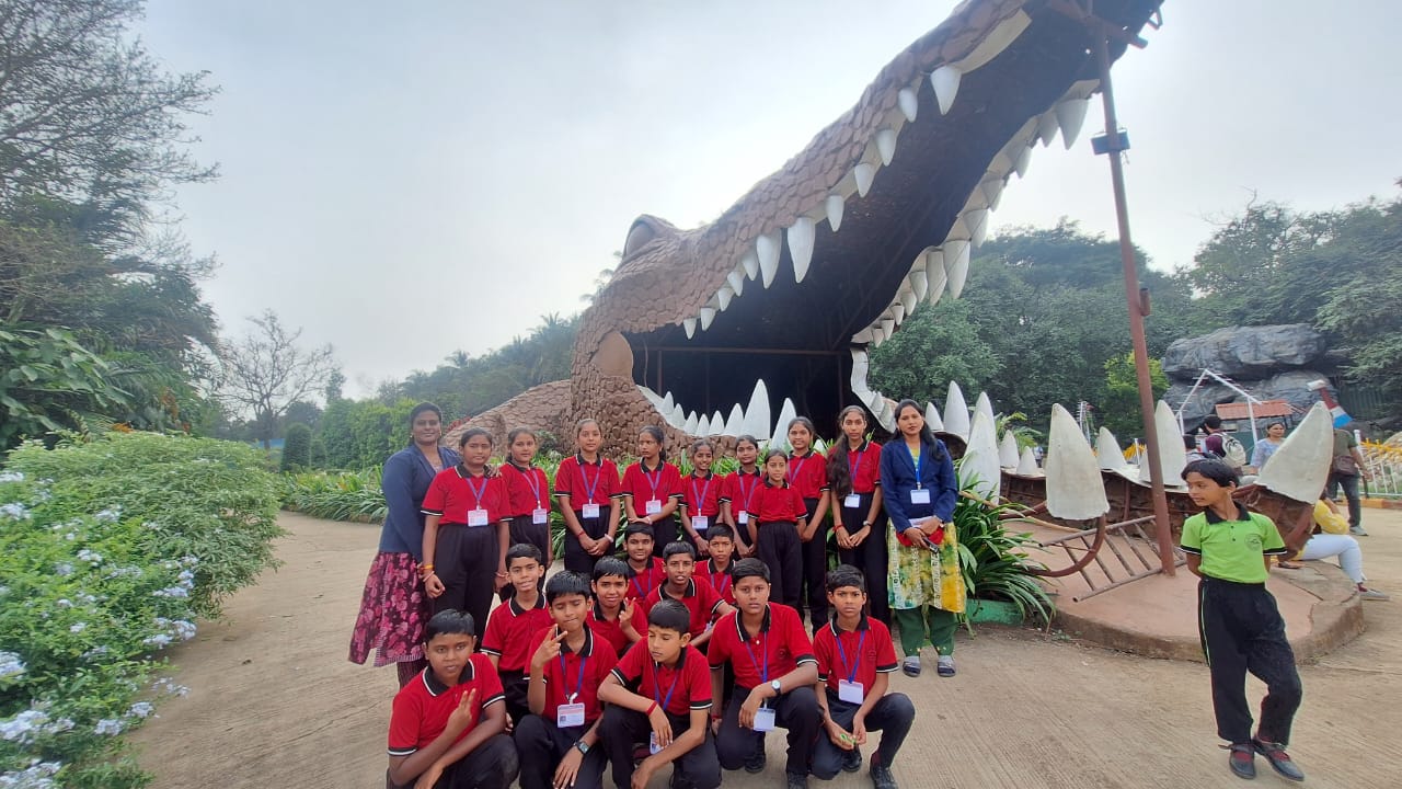 Dr.Bhojane Public School
