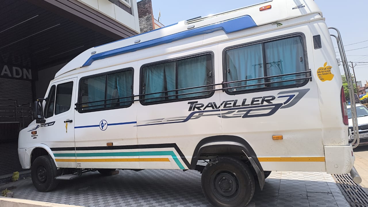 Manvik Kanpur Travels