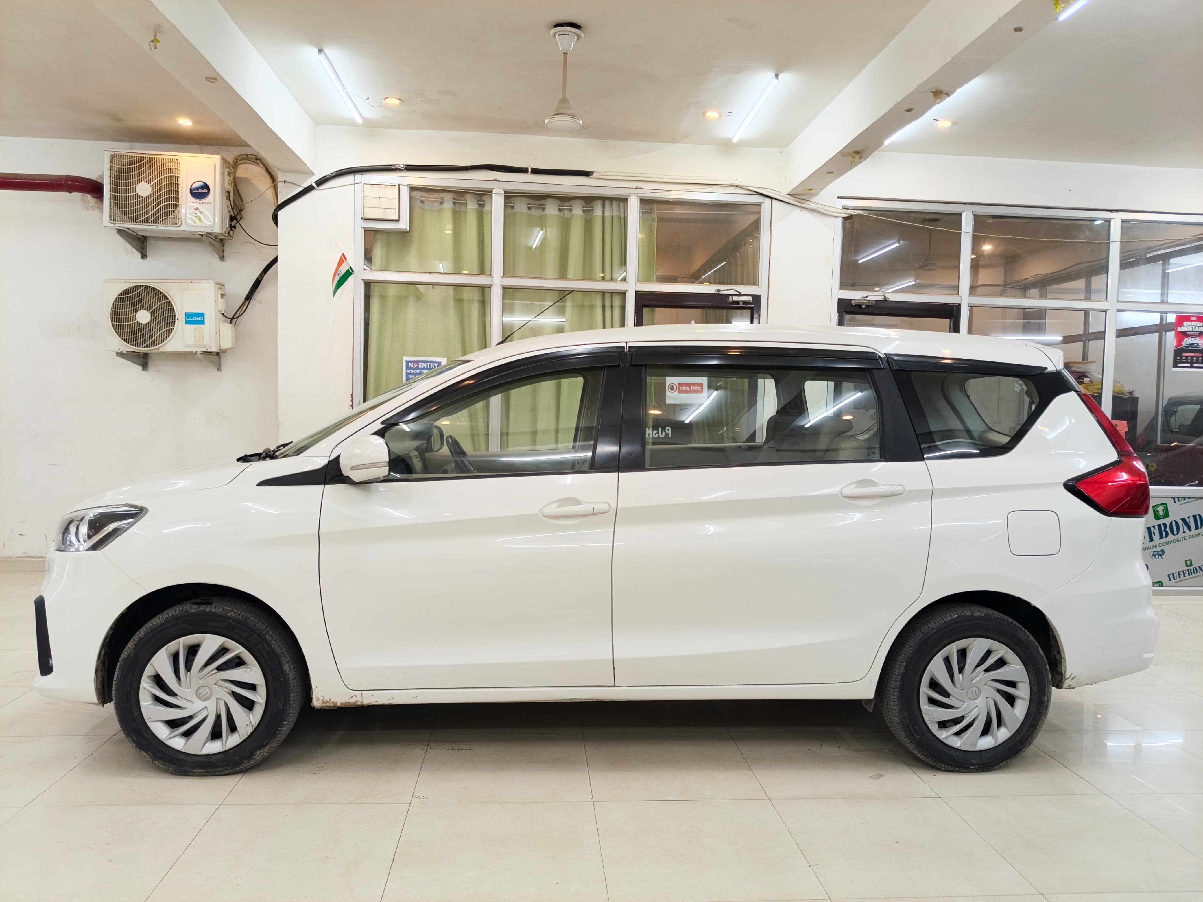 Ayansh Tours and Travels