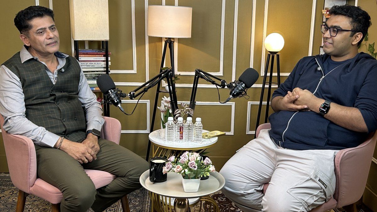Vks Podcast Studio