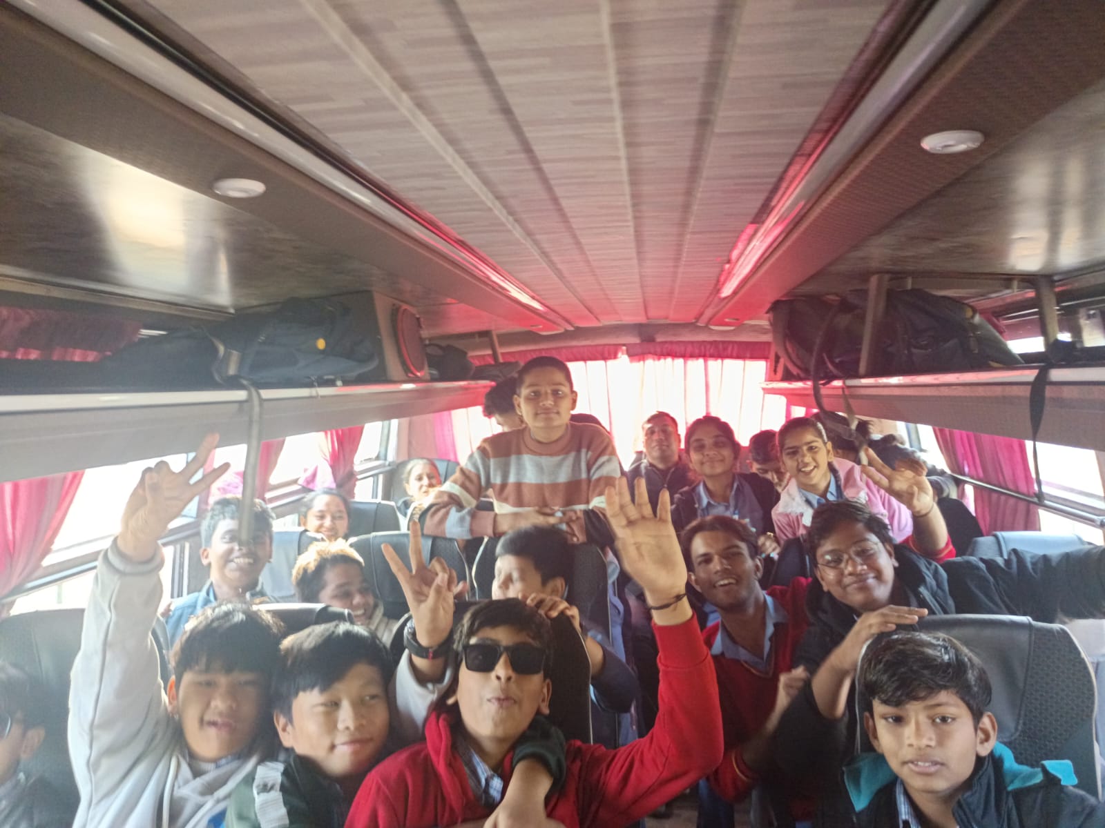 AAKASH TOUR & TRAVELS