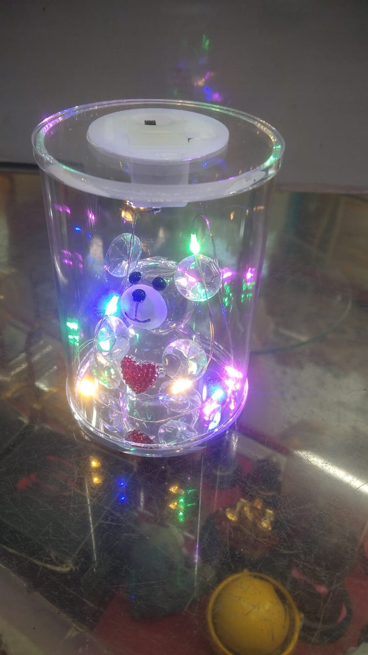 R/M Crockrey Shop & Gifts Shop