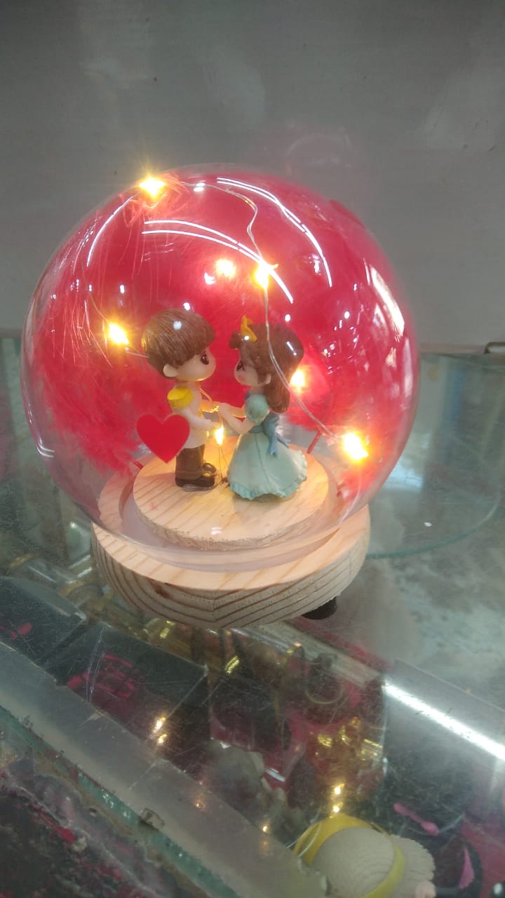 R/M Crockrey Shop & Gifts Shop