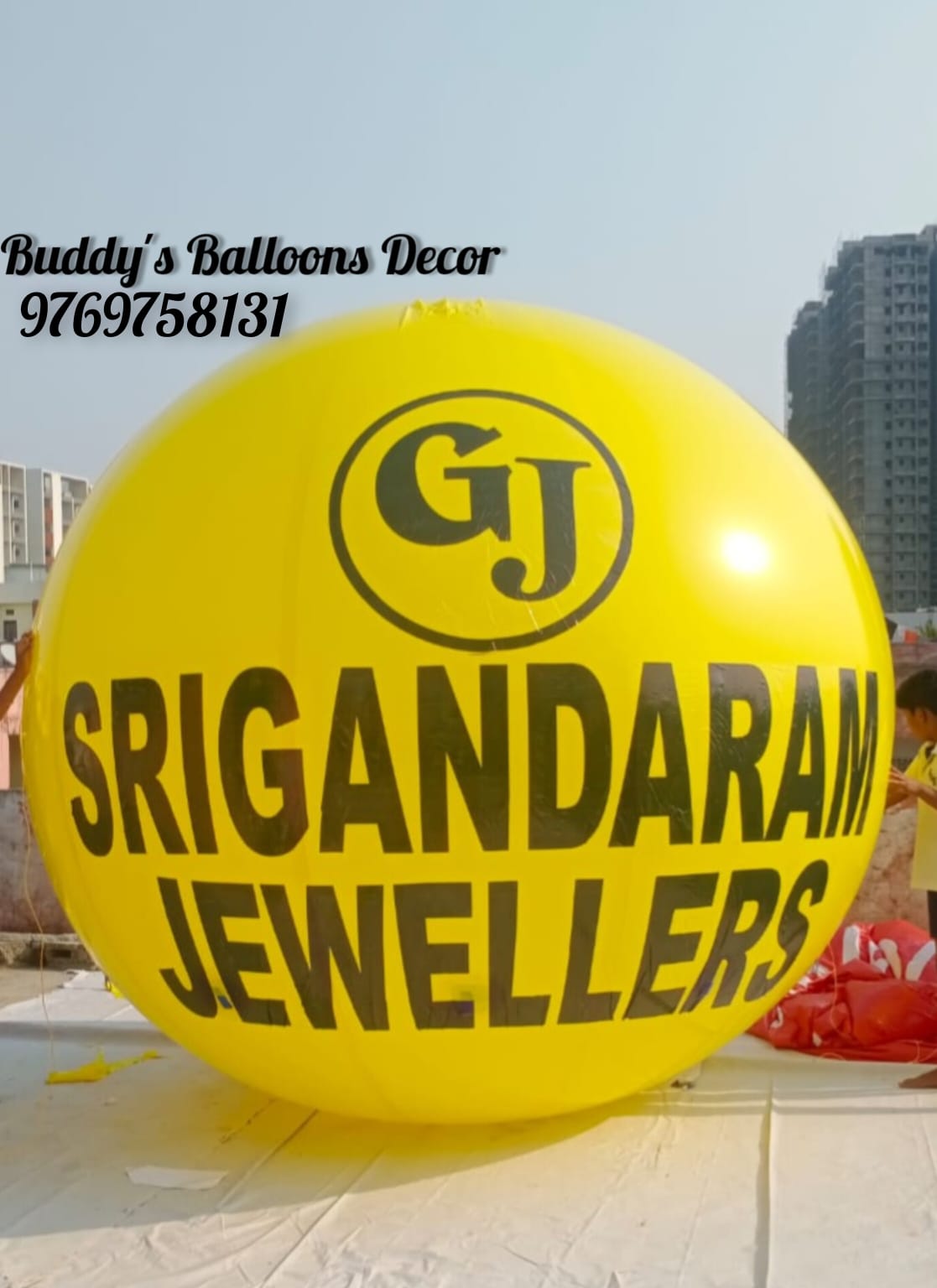 ADVERTISING BALLOONS