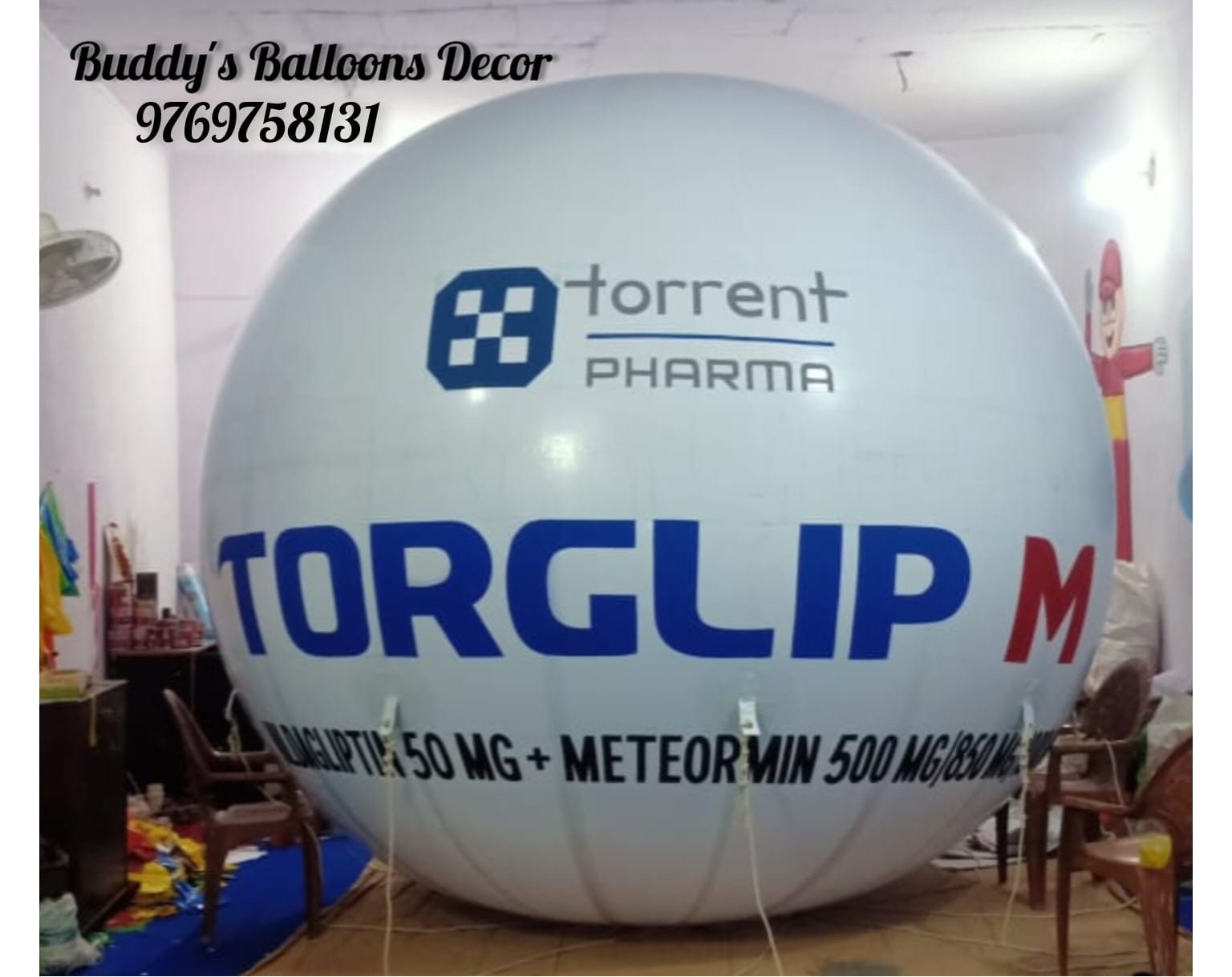 ADVERTISING BALLOONS