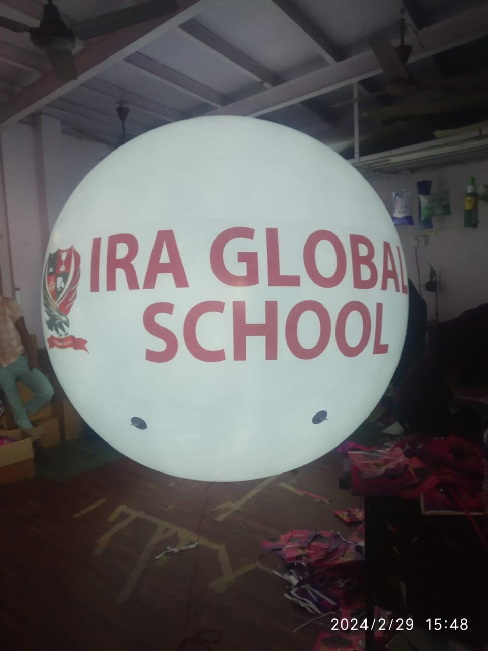 ADVERTISING BALLOONS