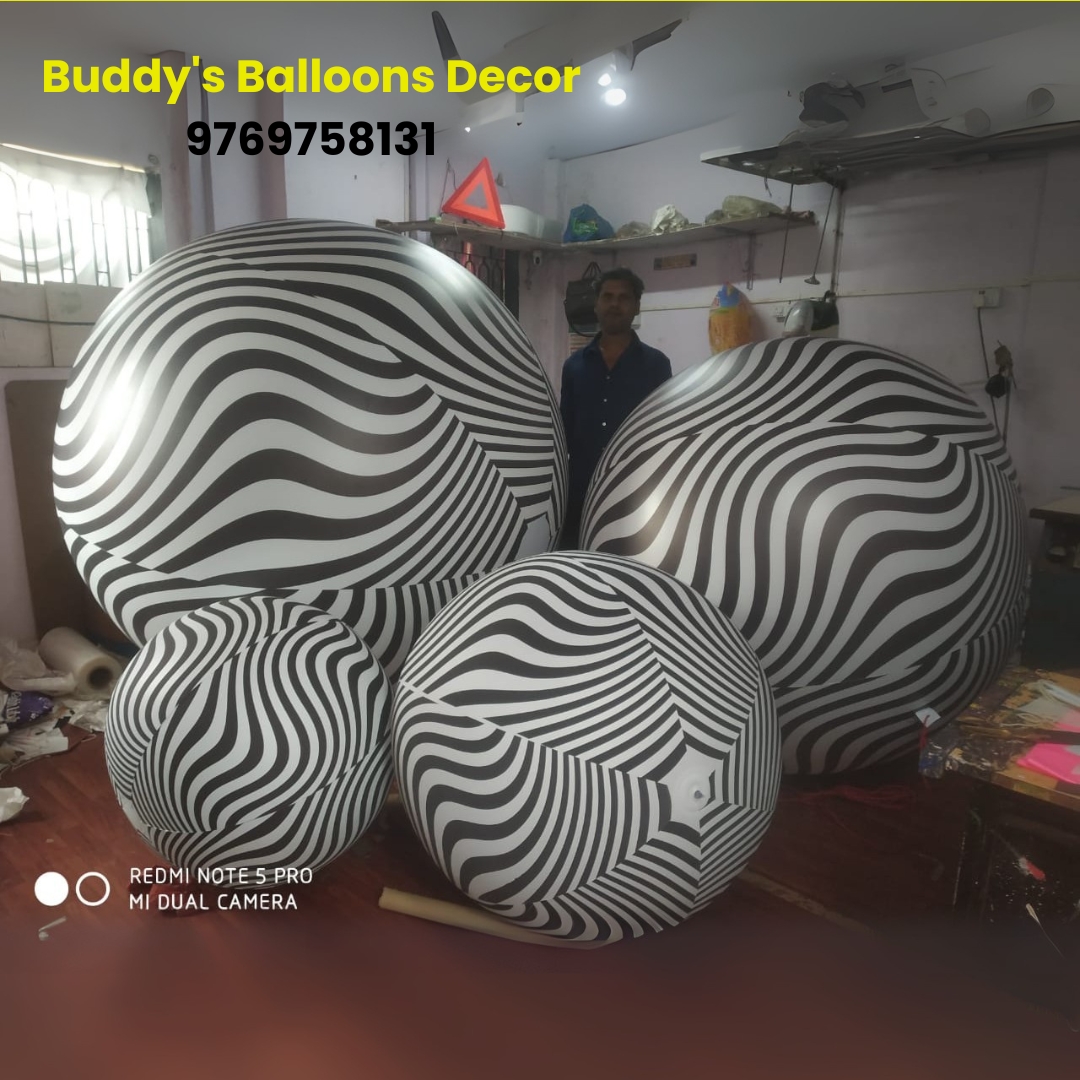 ADVERTISING BALLOONS