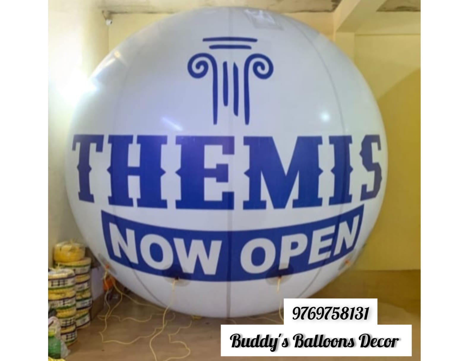 ADVERTISING BALLOONS